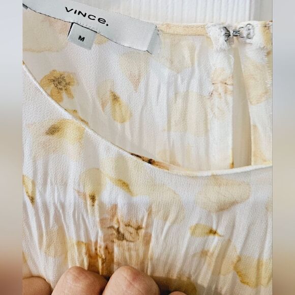 Vince Pressed Petal Blouse Yellow Floral Pleated Crinkle Semi Sheer Top Size M - Picture 4 of 8
